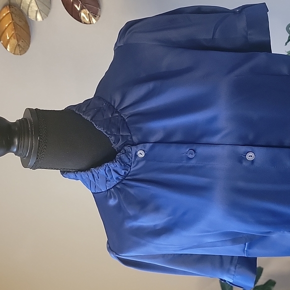 Royal Blue Worthington button-down front short sleeve Blouse - Picture 2 of 6